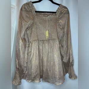Jodifl Boutique Brand NWT Shimmer Metallic Babydoll Top Size M